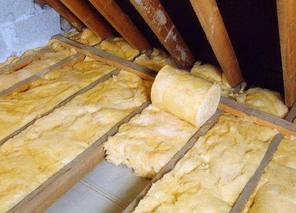 Как утеплять потолок в деревянном доме 4